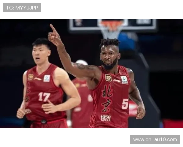 四川金强资金缺口难填，出售外援优先续约权成救命稻草