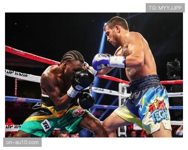 前羽量级拳王洛马琴科宣布退役，结束辉煌17年职业生涯